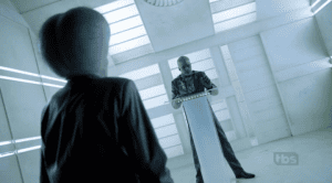 �������