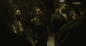 �������