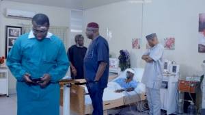 ����������