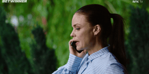 ����� ����