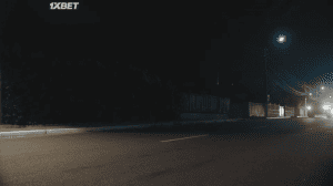 ����� ����