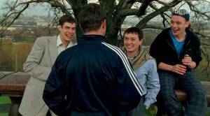 �������