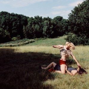 Modern Woman - Johnny�s Dreamworld
