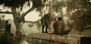 �����