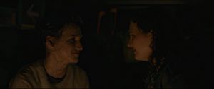 �����